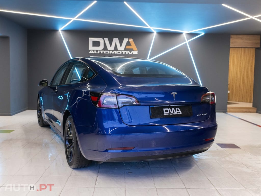 Tesla Model 3 Long Range AWD Dual Motor