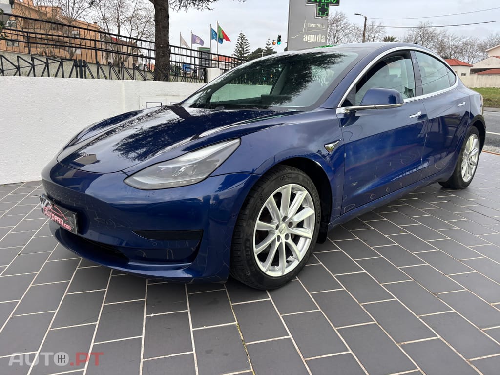 Tesla Model 3 Standard Range Plus RWD