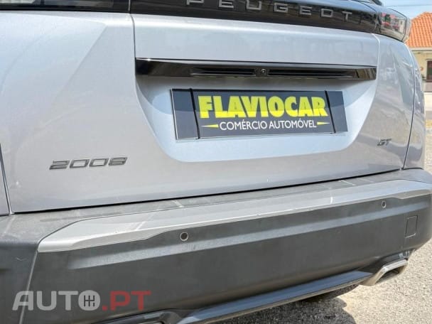 Peugeot 2008 PureTech 130 EAT8 GT
