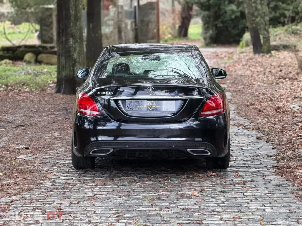 Mercedes-Benz C 300 h AMG Line