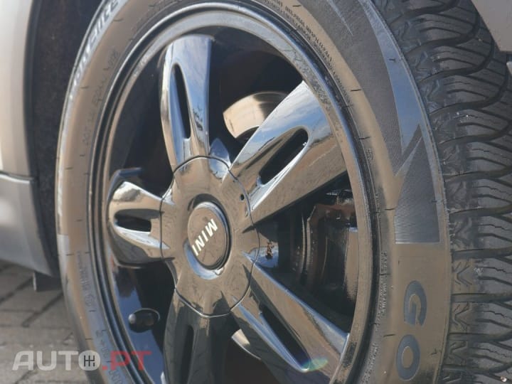 MINI Cooper One