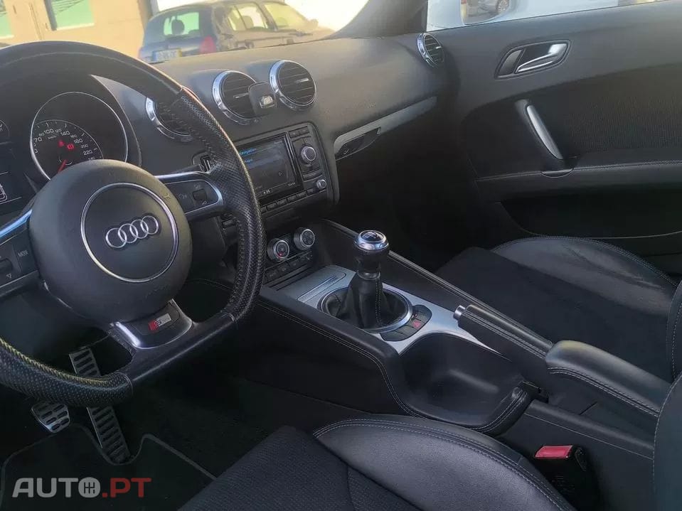 Audi TT 1.8 TFSI S-line