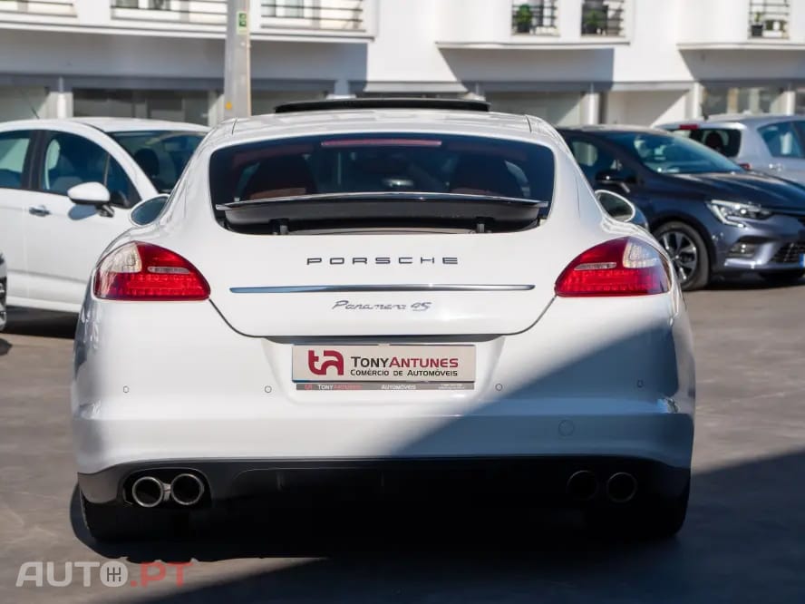 Porsche Panamera 4S PDK