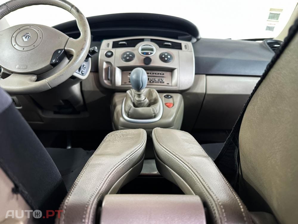 Renault Grand Scénic 1.5 dCi Dynamique S 7L.