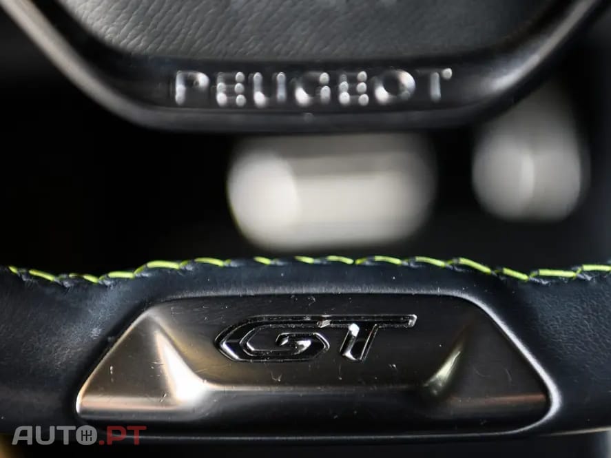 Peugeot E-2008 50 kWh GT Pack