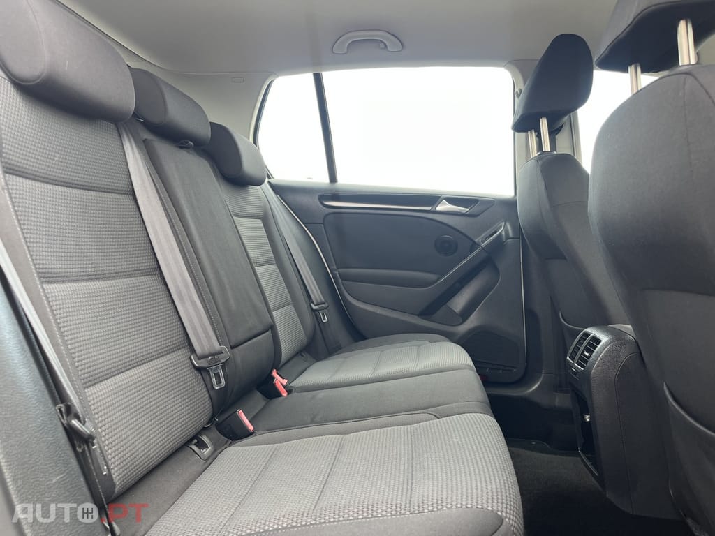 Volkswagen Golf 2.0 TDi Confortline