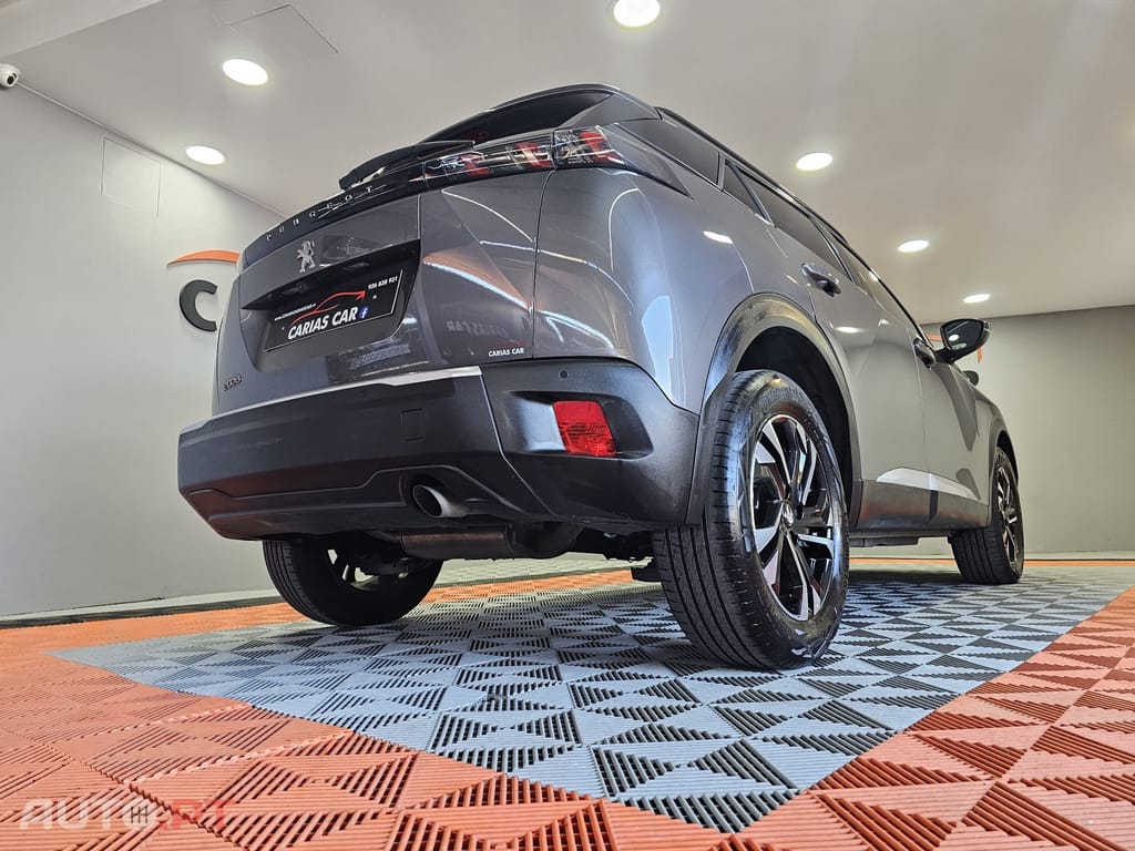 Peugeot 2008 1.2 PureTech Allure