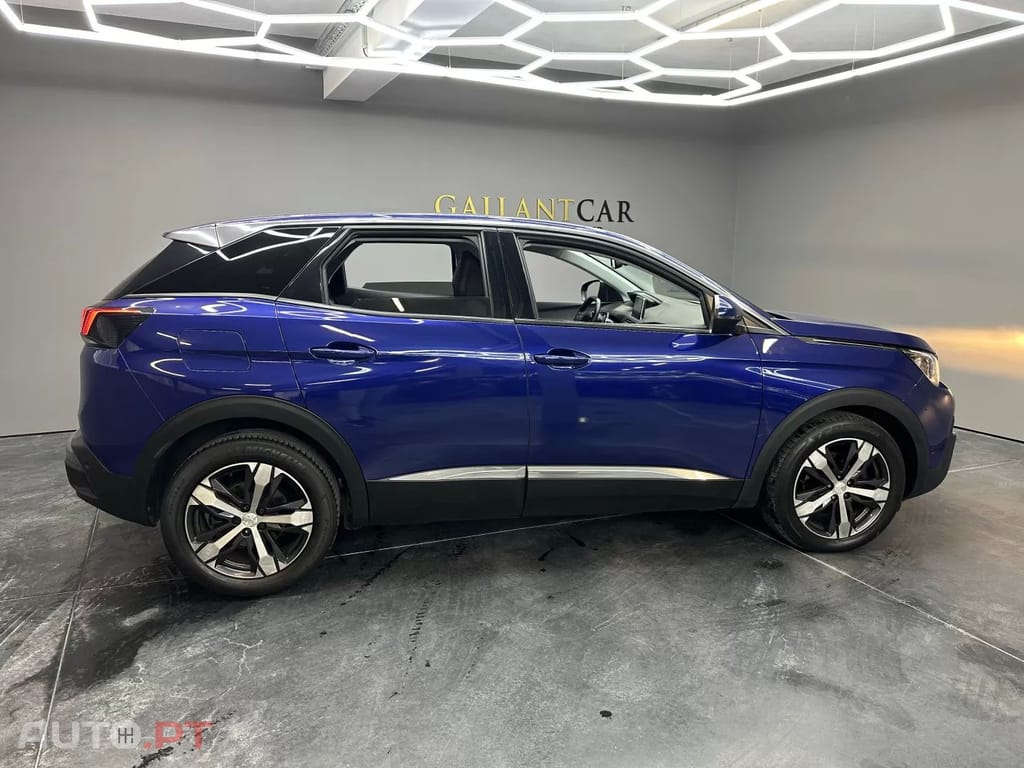 Peugeot 3008 1.5 BlueHDi Allure — fotografia 8