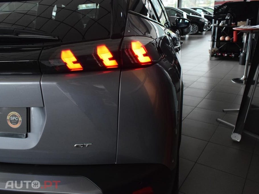 Peugeot 2008 1.5 BlueHDi GT EAT8