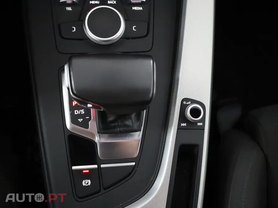 Audi A4 Avant 2.0 TDI S tronic sport