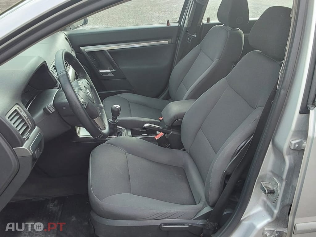 Opel Vectra Caravan 1.9 CDTi Comfort