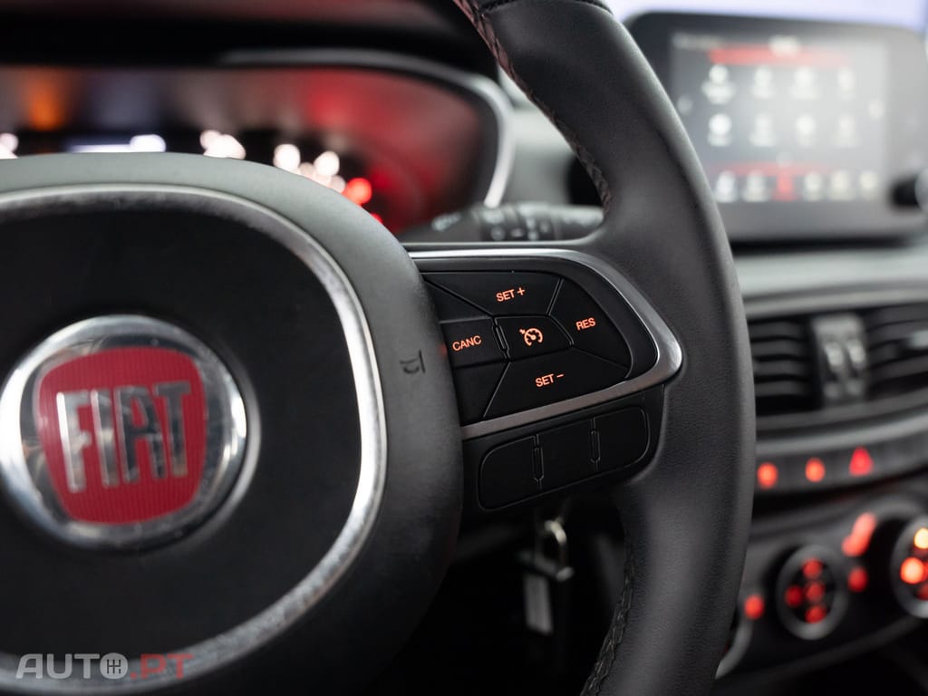 Fiat Tipo 1.3 M-Jet Mirror