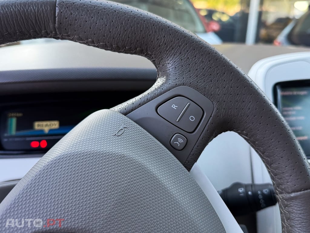 Renault Zoe (s/ Bateria) Life 40 Flex