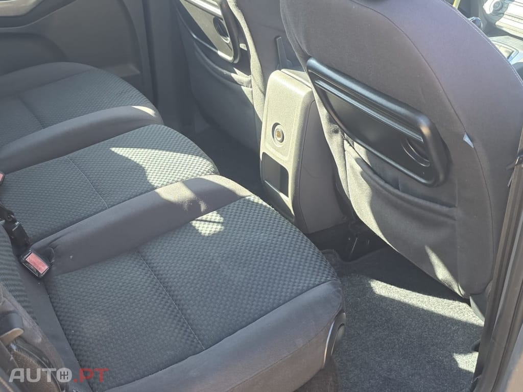 Ford Focus C-Max 1.6 TDCi Ambiente