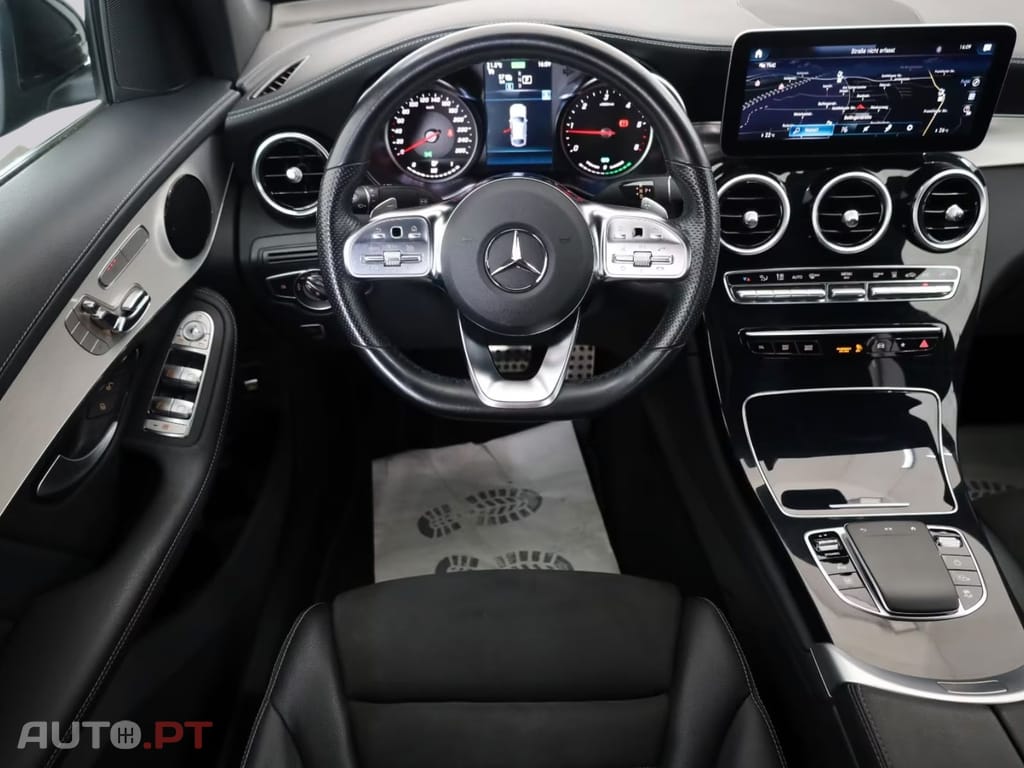 Mercedes-Benz GLC 300 I.V.A DEDUTIVEL De 4Matic AMG