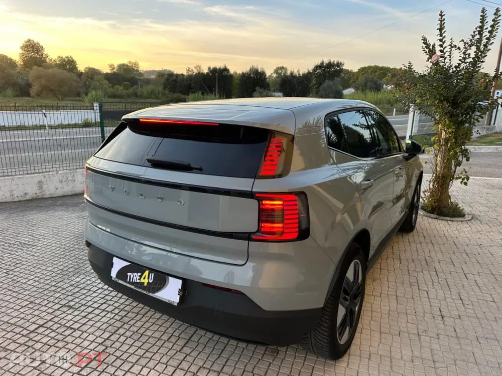 Volvo EX30 69 kWh Single Motor Extended Range Core
