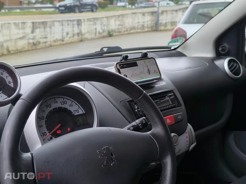 Peugeot 107 1.0 Sportium
