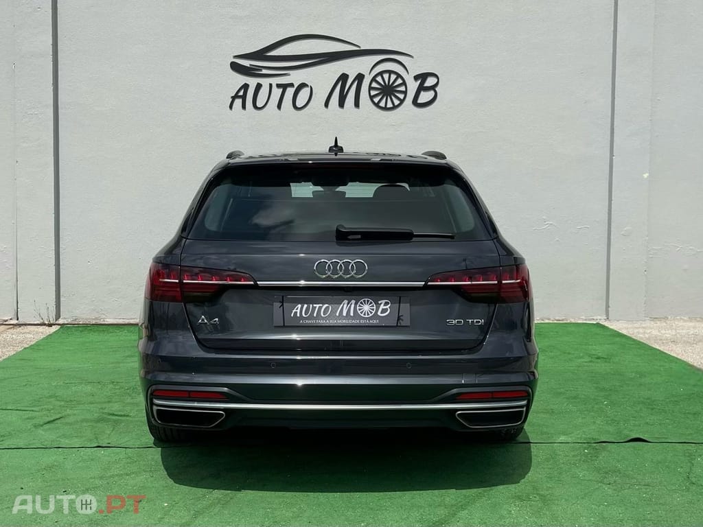 Audi A4 Avant 30 TDI Advanced S tronic