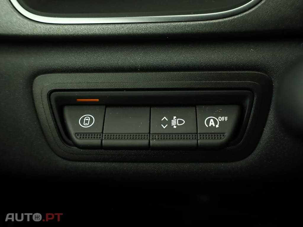 Renault Captur 1.0 TCe Techno Bi-Fuel