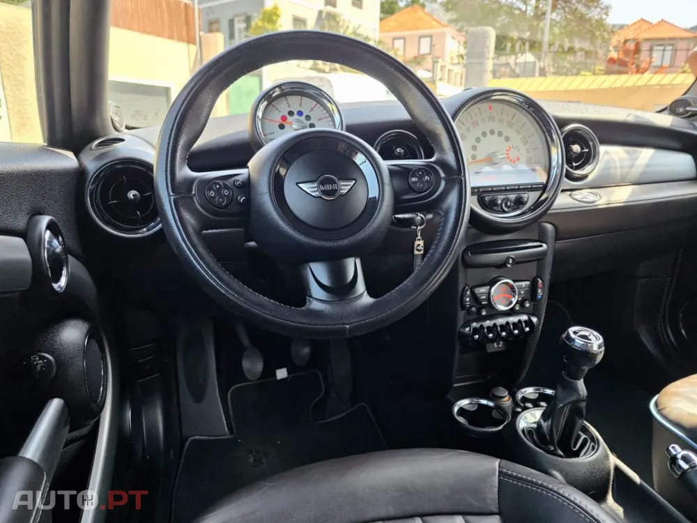 MINI Cabrio Cooper D