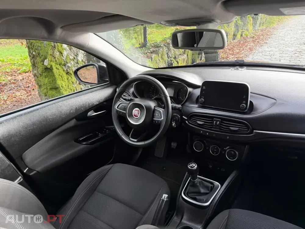 Fiat Tipo Outro