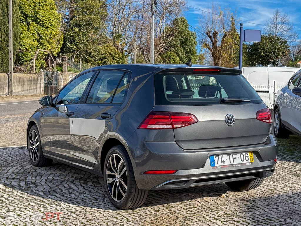 Volkswagen Golf 1.0 TSI Confortline