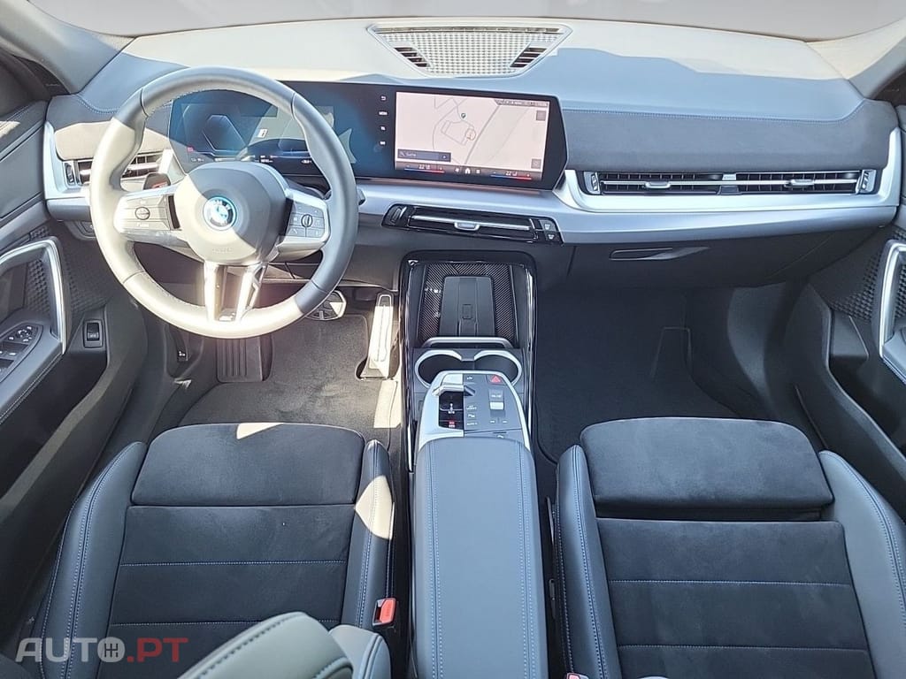 BMW iX2 eDrive20