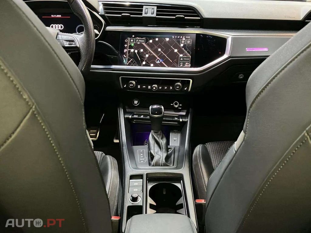 Audi Q3 45 TFSIe S line S tronic