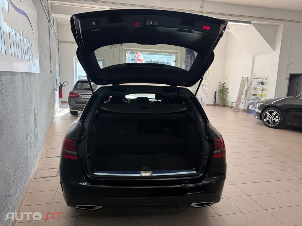 Mercedes-Benz C 300 de AMG Line