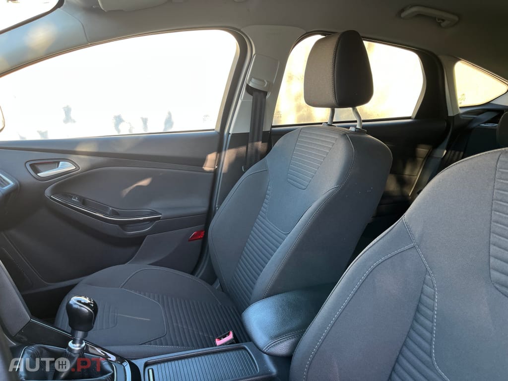 Ford Focus 1.0 SCTi Titanium