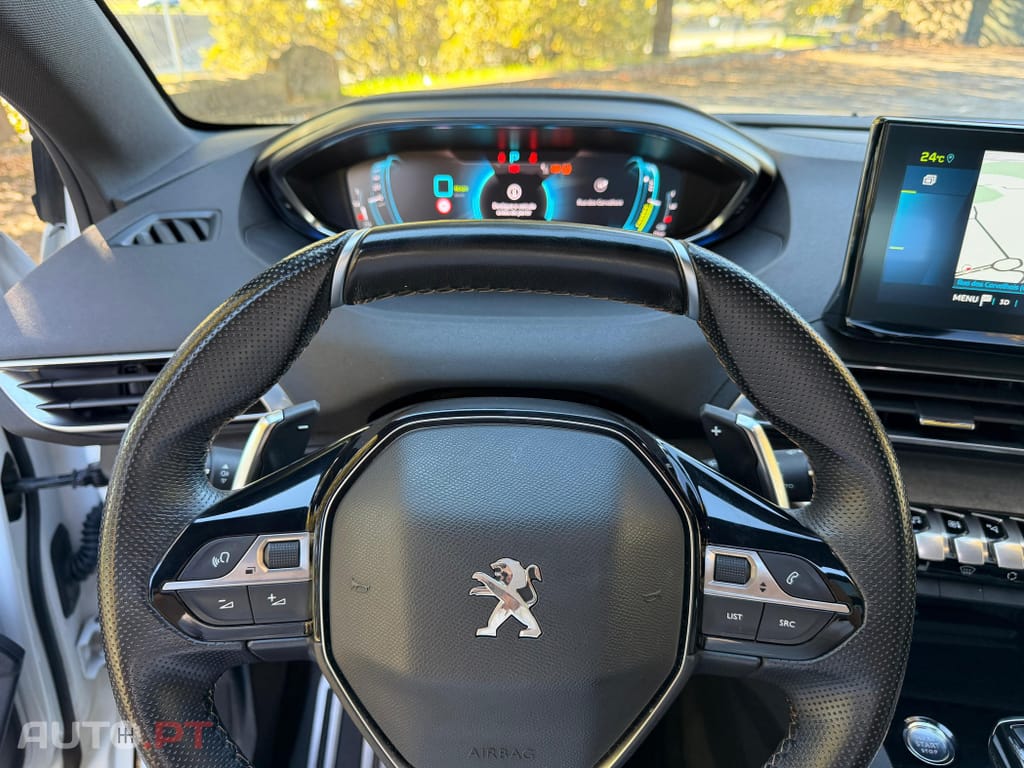 Peugeot 3008 1.6 Hybrid4 GT Pack e-EAT8