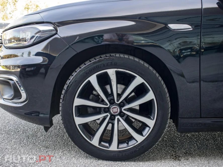 Fiat Tipo 1.3 M-Jet Lounge