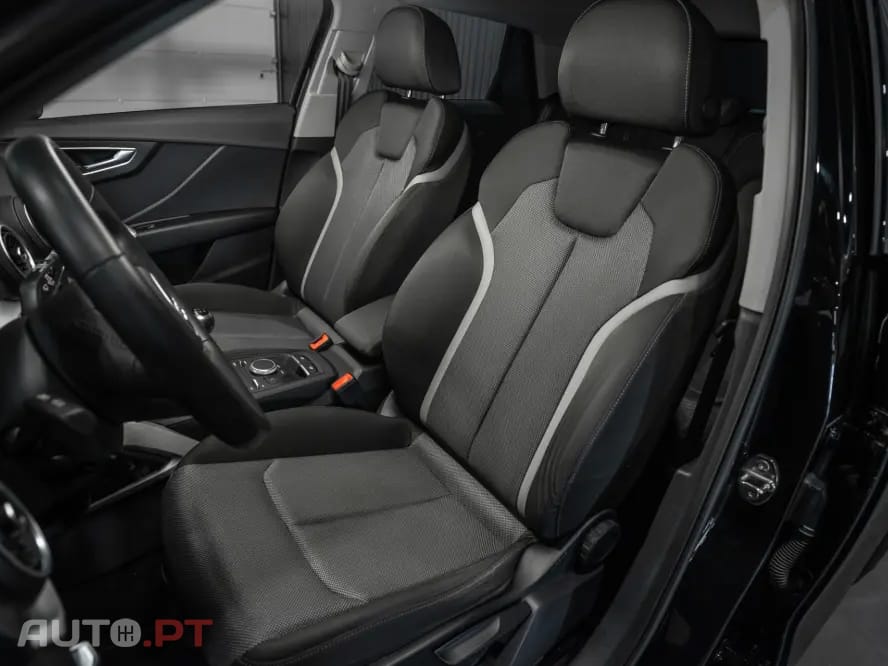 Audi Q2 30 TFSI S line