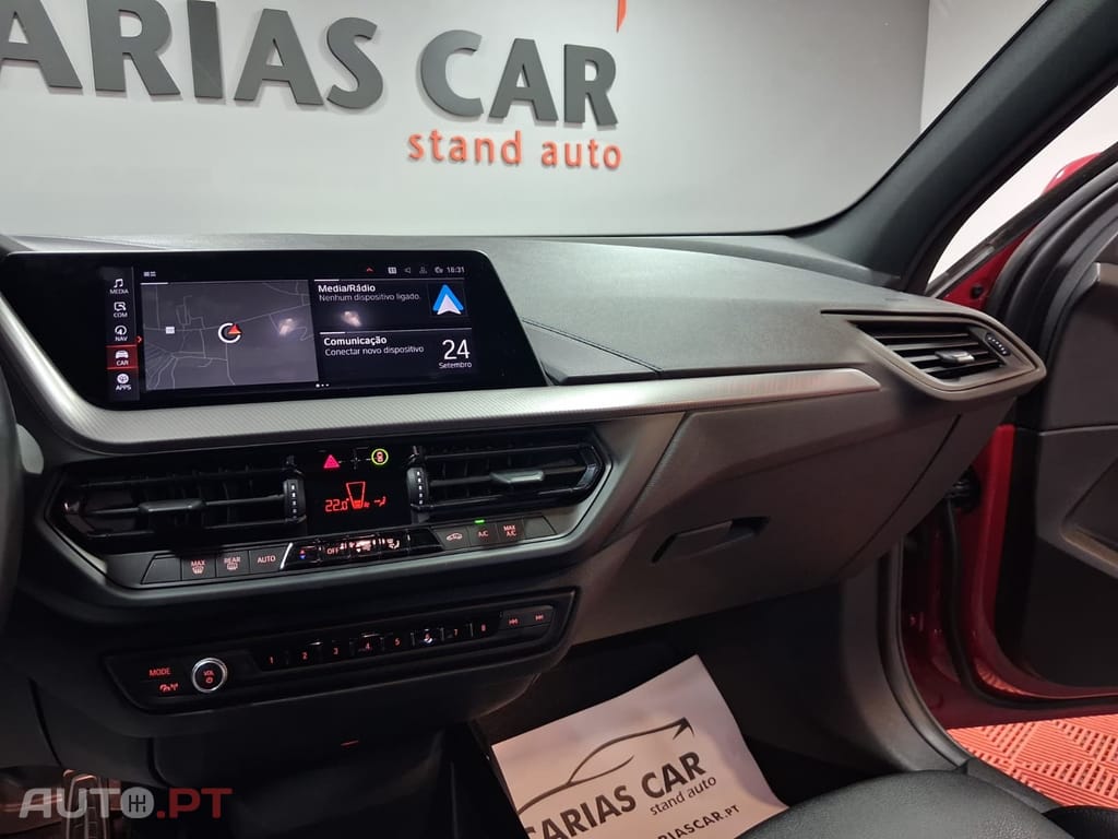 BMW 116 d Pack Desportivo M Auto