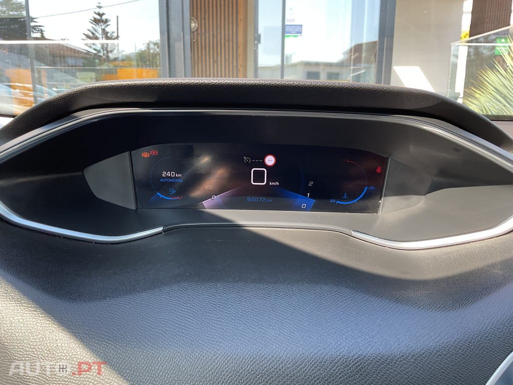 Peugeot 308 1.5 BlueHDi Allure