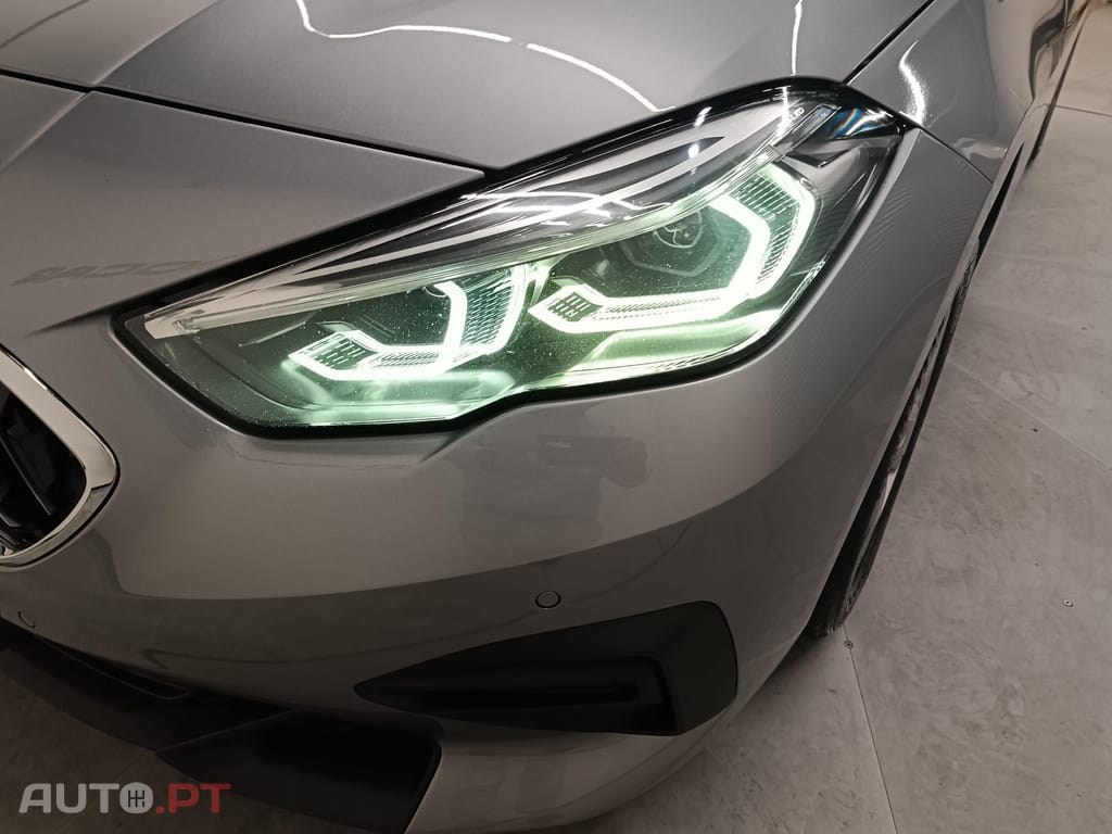 BMW 216 d Auto 