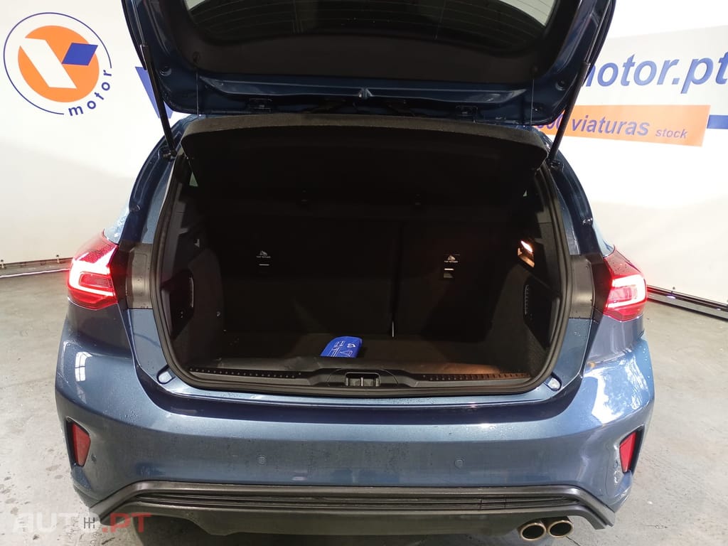 Ford Focus 1.0 EcoBoost MHEV ST-Line
