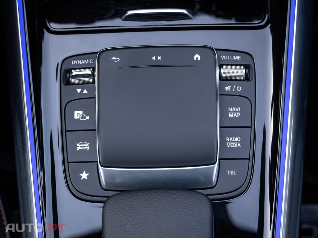 Mercedes-Benz GLA 250 e AMG Line