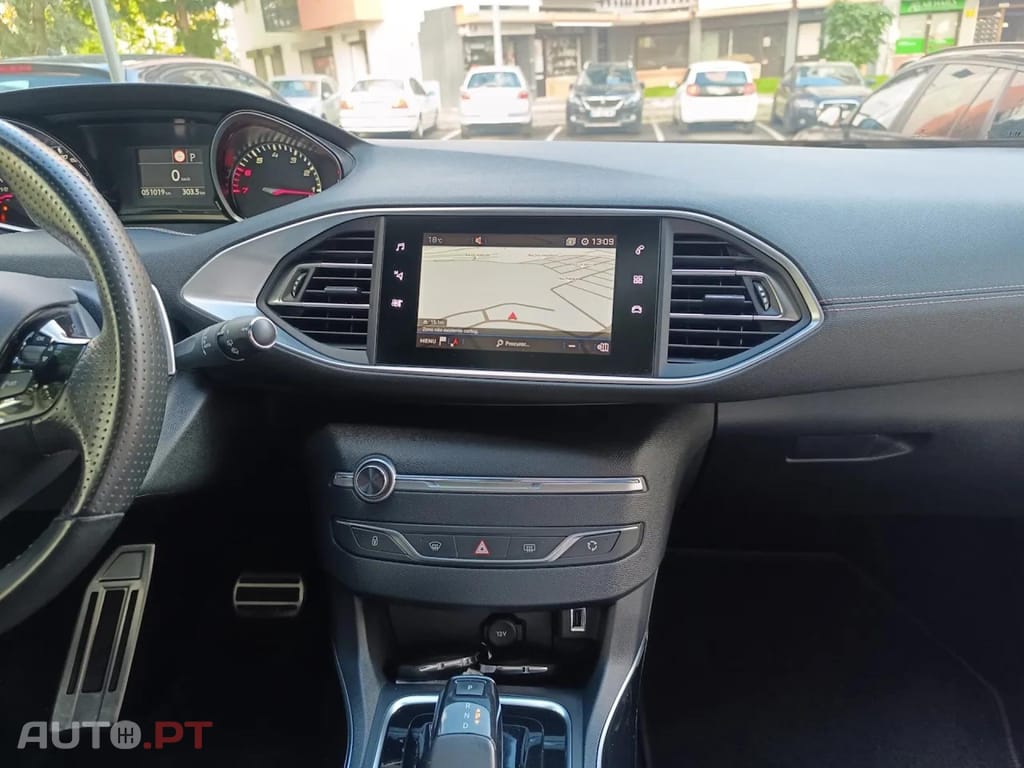 Peugeot 308 1.2 PureTech GT Line EAT8