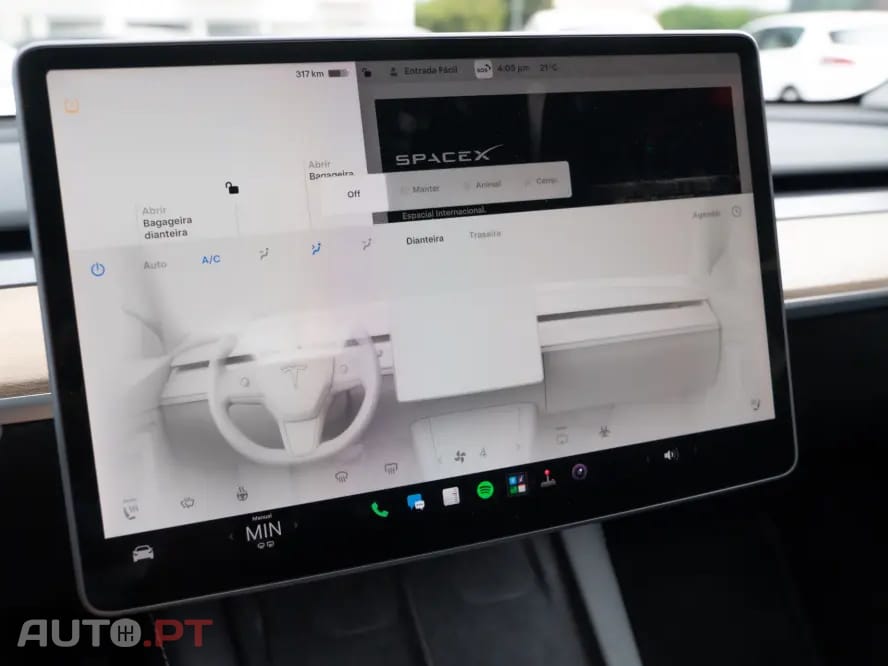 Tesla Model Y Long Range Dual Motor AWD