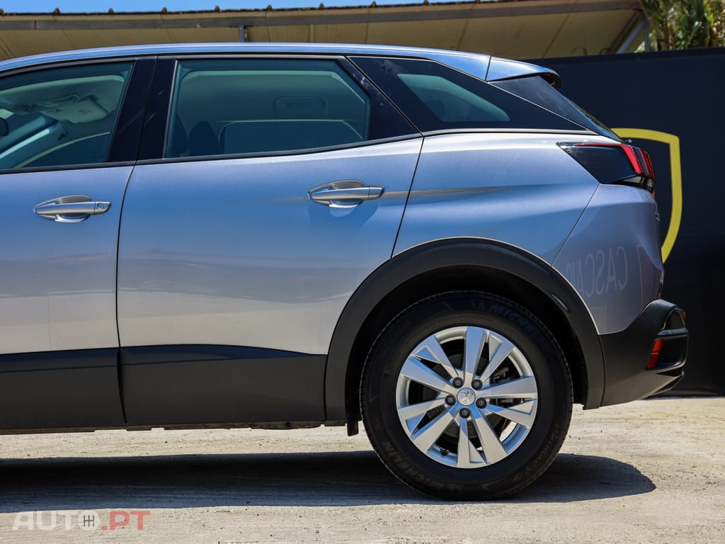 Peugeot 3008 1.5 BlueHDi Active