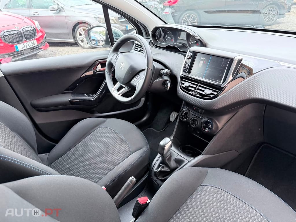 Peugeot 208 1.6 BlueHDi Style