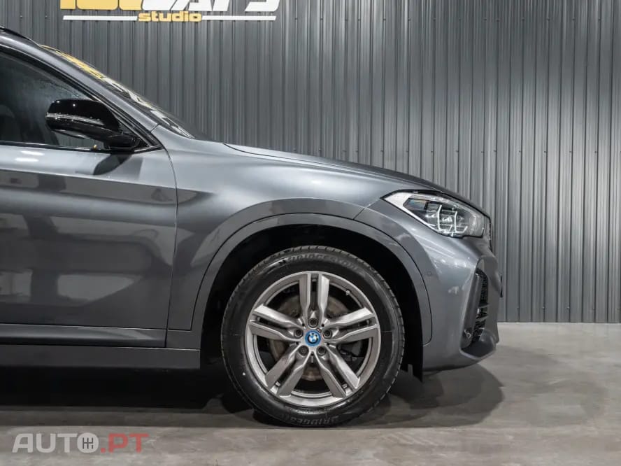 BMW X1 xDrive25e Pack Desportivo M