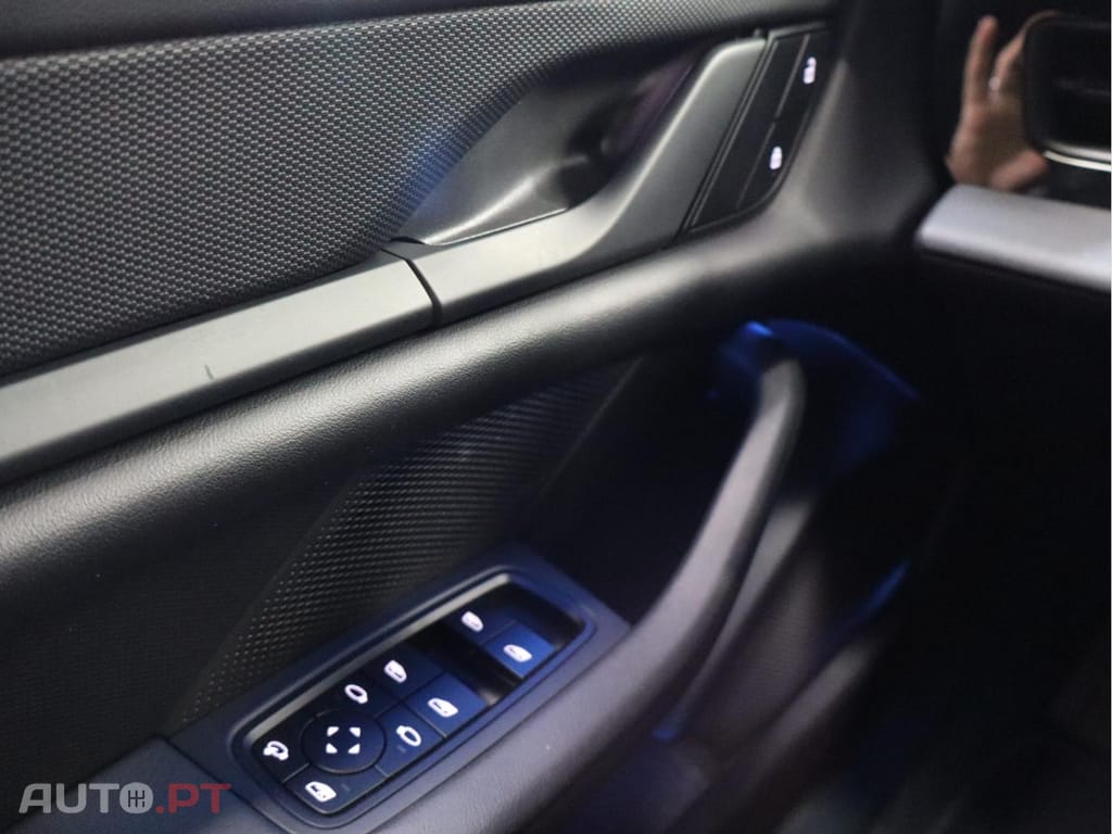 Porsche Taycan Standard