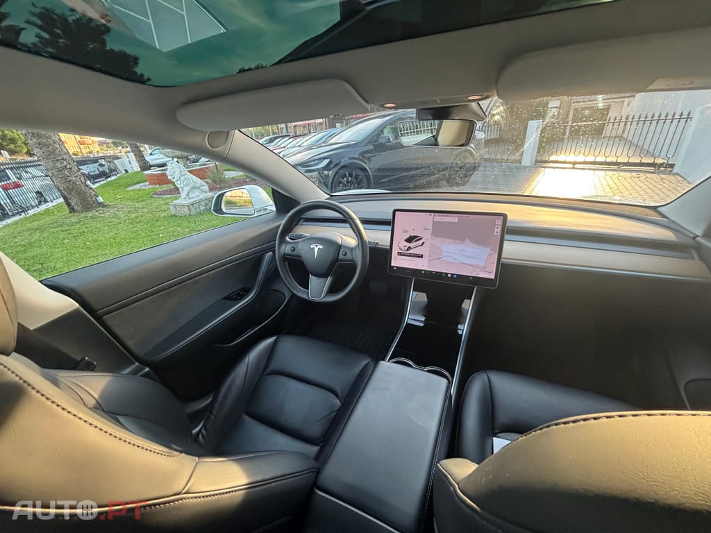Tesla Model 3 Long Range Tração Traseira
