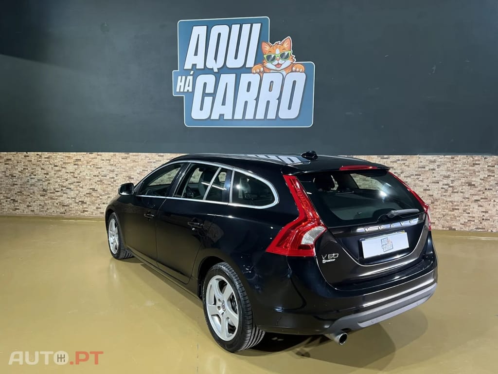 Volvo V60 VOLVO V60 1.6 DRIVe Diesel