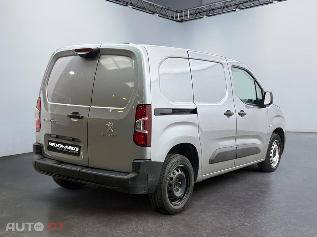 Peugeot Partner 1.5 BlueHDi Asphalt Standard