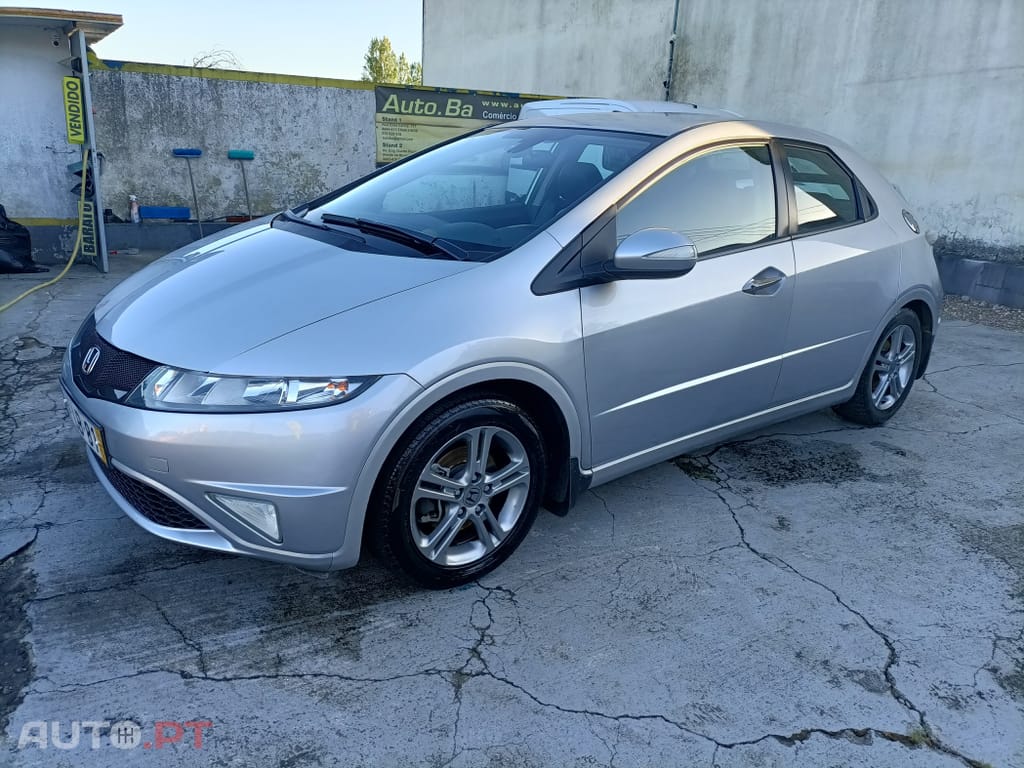 Honda Civic 1.4 i-VTEC Sport Edition
