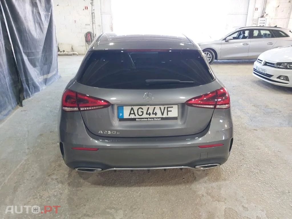 Mercedes-Benz A 250 e AMG Line