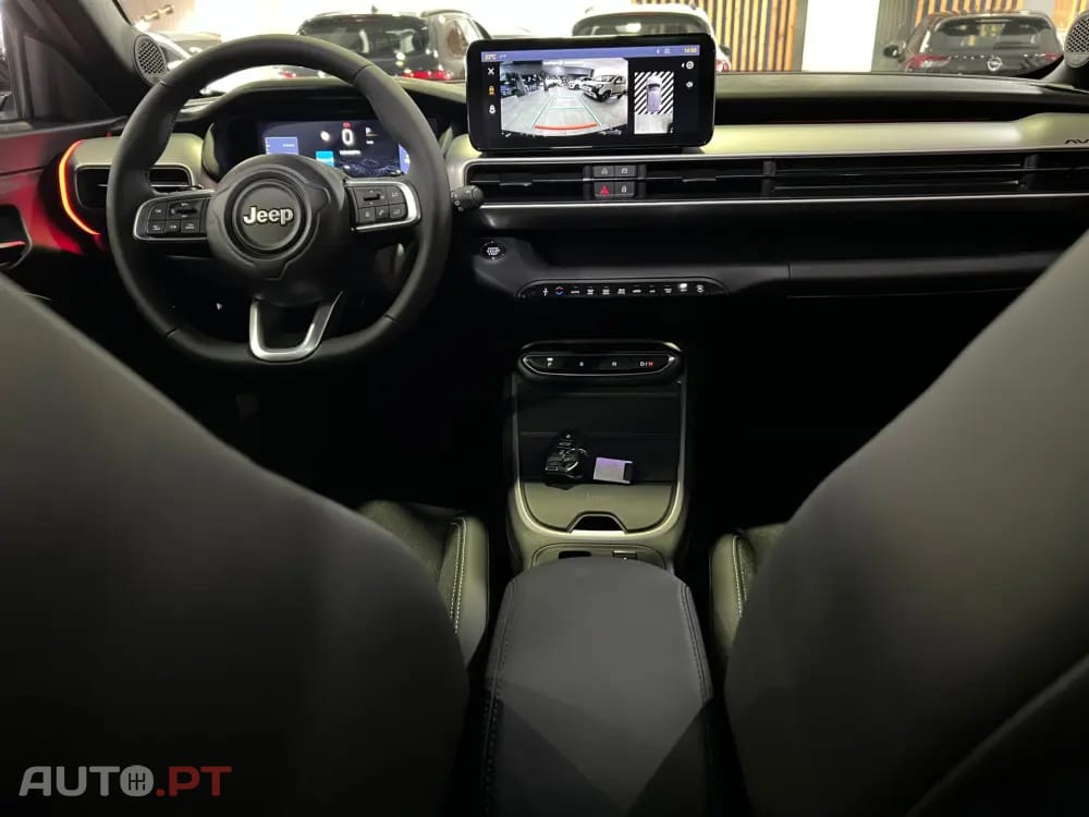 Jeep Avenger 1.2 e-Hybrid Summit DCT